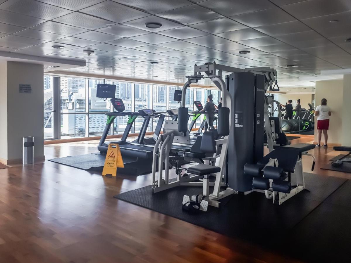 Higuests - Cozy Studio With Panoramic Views On The Lake Dubai Exterior foto